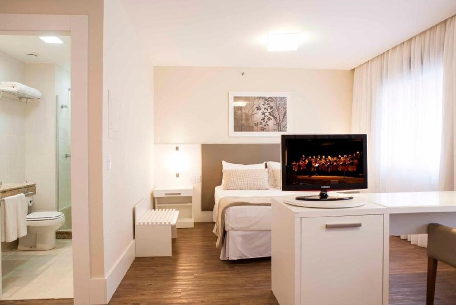 Intercity Porto Alegre Praia De Belas Екстер'єр фото